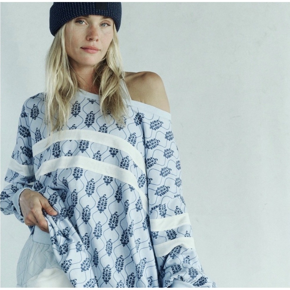 Free People Movement Post Up Logo Layer Top Buti Striped Slouchy Blue L